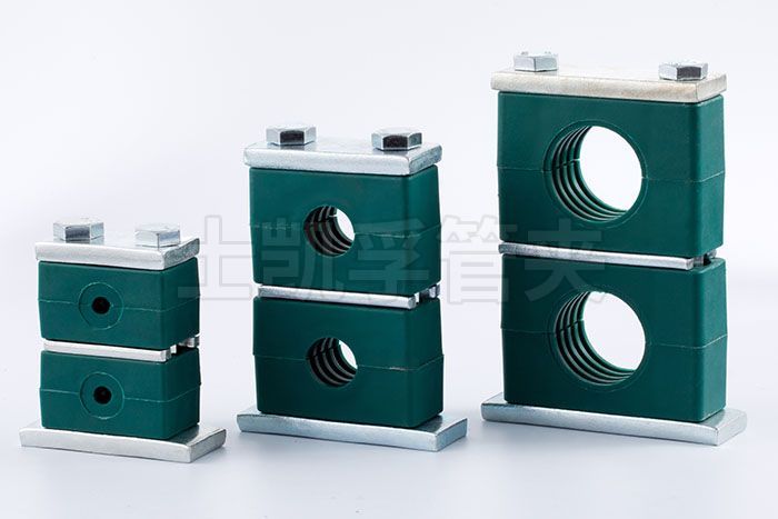 双孔塑料管夹（重型）